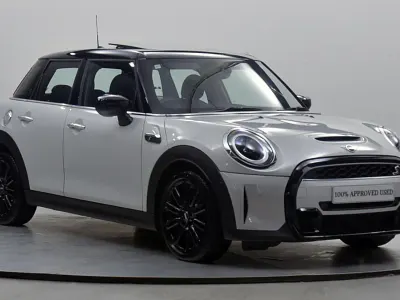Used Mini Cooper S Exclusive 176 HP (129 kW) 2022 Silver Hatchback