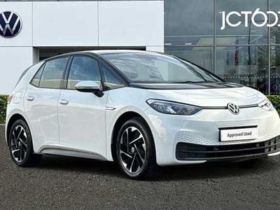 Used VW ID.3 Pro Performance 150 kW (204 HP) 2022 White Hatchback