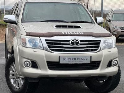 Used Toyota HiLux 171 HP (125 kW) 2014 Gold Pickup