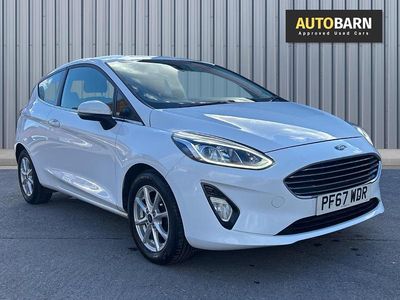 Used Ford Fiesta Zetec 100 HP (73 kW) 2018 White Hatchback