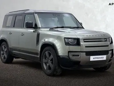Używany Land Rover Defender HSE Dynamic 2025 Zielony SUV