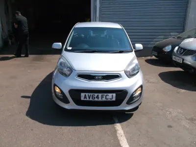 Used Kia Picanto 84 HP (61 kW) 2014 Silver Hatchback