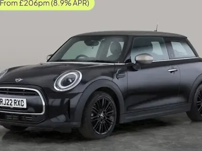 Begagnad Mini Cooper Exclusive 136 HK (100 kW) 2022 Svart Halvkombi