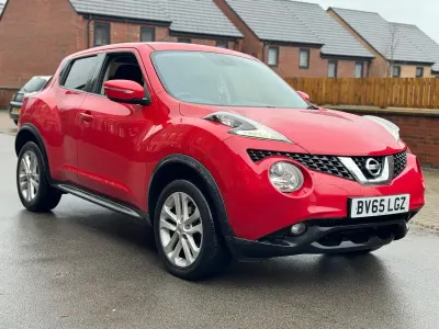 Usado Nissan Juke Acenta 110 CV (80 kW) 2015 Rojo SUV