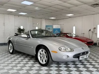 Used Jaguar XK8 290 HP (213 kW) 2001 Silver Cabriolet