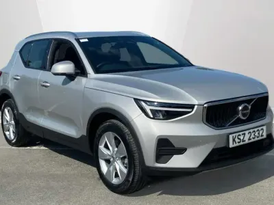 Used Volvo XC40 Core 163 HP (119 kW) 2025 Silver SUV