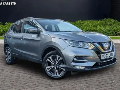 Used Nissan Qashqai N-Connecta 110 HP (80 kW) 2017 Grey SUV