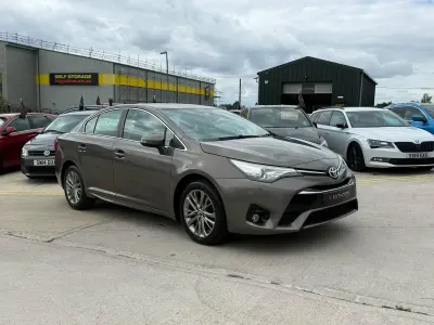 Used Toyota Avensis Business Edition 143 HP (105 kW) 2016 Bronze Sedan
