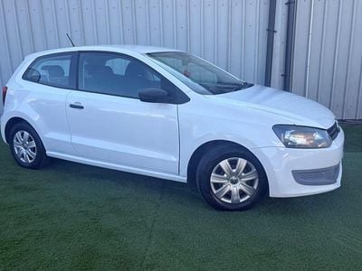 Begagnad VW Polo S 70 HK (51 kW) 2010 Vit Halvkombi