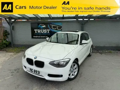 Used BMW 116 Comfort Edition 2013 White Hatchback