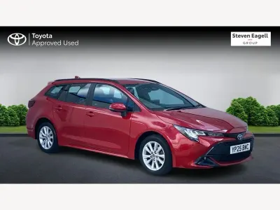 Second-hand Toyota Corolla 140 CP (102 kW) 2025 Roșu Break