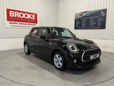 Used Mini Cooper Classic 2019 Black Hatchback
