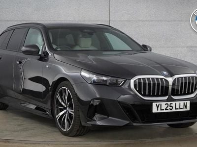 Begagnad BMW 530e M Sport 295 HK (216 kW) 2025 Grå Kombi