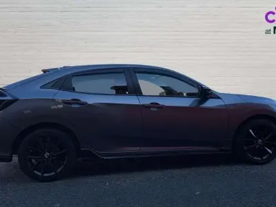 Begagnad Honda Civic Sport 182 HK (133 kW) 2021 Grå Halvkombi