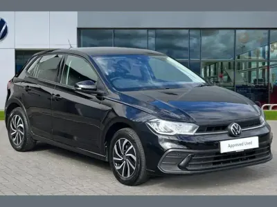 Used VW Polo Life 95 HP (69 kW) 2022 Deep black pearl Hatchback