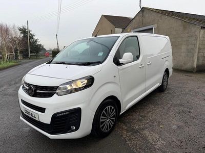 White Used 2019 Vauxhall Vivaro Sportive MPV | £9,450 (Fair price)
