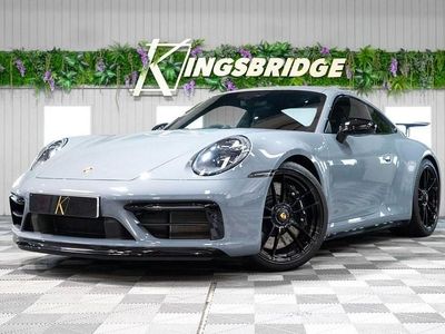 Porsche 911 Carrera GTS