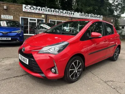 Used Toyota Yaris 107 HP (78 kW) 2019 Red Hatchback
