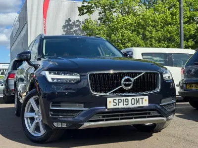 Used Volvo XC90 Momentum 235 HP (172 kW) 2019 Blue SUV