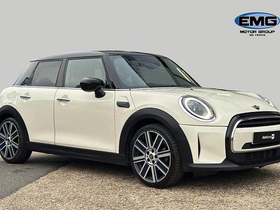 White Used 2022 Mini Cooper Exclusive Hatchback | £15,499 (Fair price)