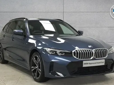 Used BMW 320 M Sport 181 HP (133 kW) 2025 Blue Estate