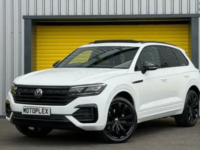 Used VW Touareg Black Edition 286 HP (210 kW) 2022 White SUV