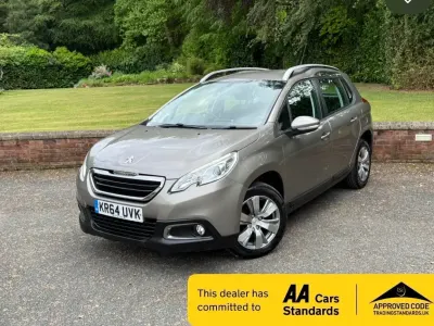 Usado Peugeot 2008 Active 2015 Cinzento SUV