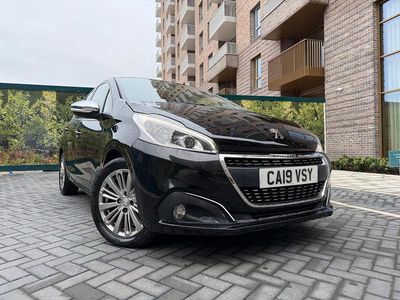 Black Used 2019 Peugeot 208 Signature Sky Hatchback | £4,995
