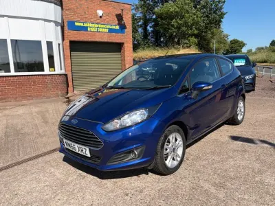 Used Ford Fiesta Zetec 2016 Blue Hatchback