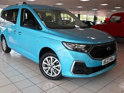 Used Ford Tourneo Connect Titanium 122 HP (89 kW) 2023 MPV