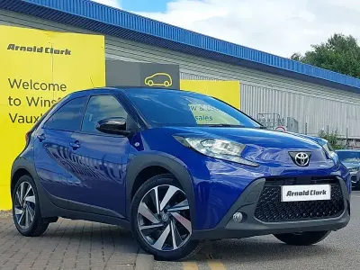 Used Toyota Aygo X 72 HP (52 kW) 2023 Blue SUV