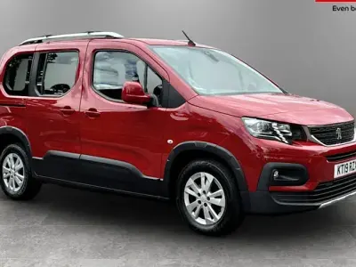Used Peugeot Rifter Allure 131 HP (96 kW) 2019 Red MPV