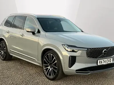 Used Volvo XC90 Ultra 250 HP (183 kW) 2025 Grey SUV