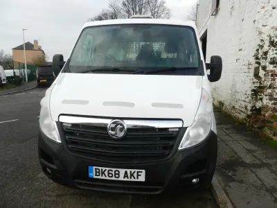 Used Vauxhall Movano 130 HP (95 kW) 2018 White MPV