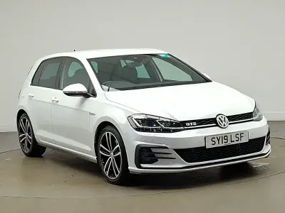 Used VW Golf VII GTD 184 HP (135 kW) 2019 White Hatchback