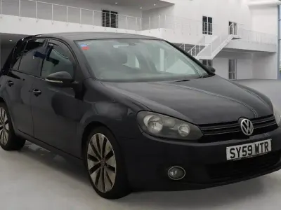 Begagnad VW Golf VI SE 2009 Svart Halvkombi