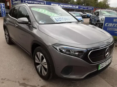 Usado Mercedes EQA250+ 139 kW (190 HP) 2022 Cinzento SUV