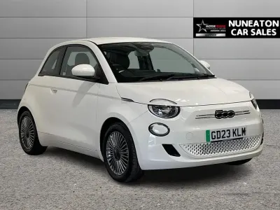 Używany Fiat 500e Star 86 kW (118 KM) 2023 Biały Hatchback