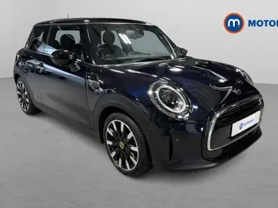 Begagnad Mini Cooper Level 3 135 kW (184 HK) 2023 Halvkombi