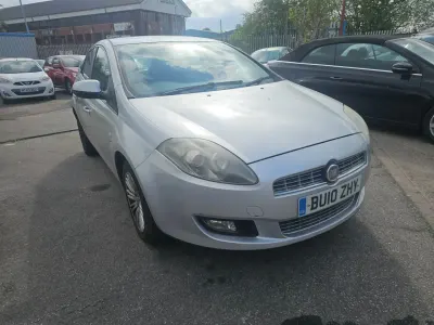 Usado Fiat Bravo Dynamic 2010 Cinzento Citadino