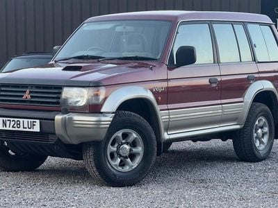 Used Mitsubishi Shogun 1996 Red SUV