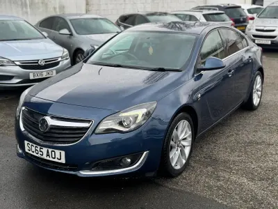 Used Vauxhall Insignia SRi 136 HP (100 kW) 2015 Blue Hatchback