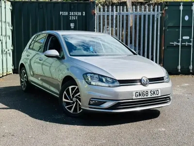 Begagnad VW Golf VII Match 115 HK (84 kW) 2019 Silver Halvkombi