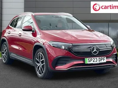 Begagnad Mercedes EQA300 AMG Line Premium 167 kW (228 HK) 2023 Röd SUV