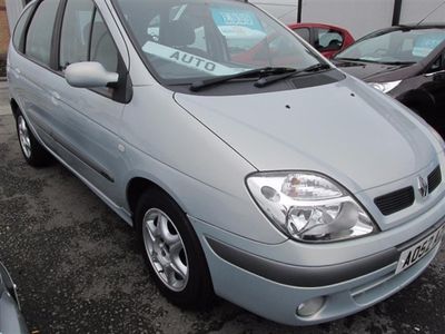 used Renault Scénic 1.6 EXPRESSION 16V 5d 110 BHP