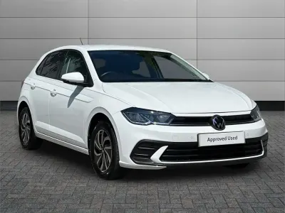 Used VW Polo Life 95 HP (69 kW) 2023 White Hatchback