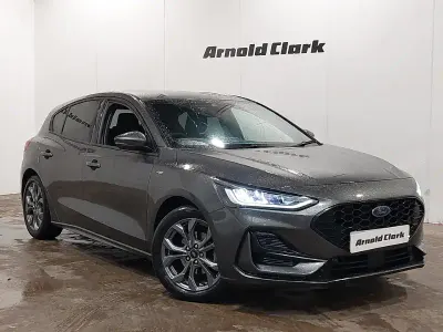 Used Ford Focus ST-Line 155 HP (114 kW) 2023 Grey Hatchback