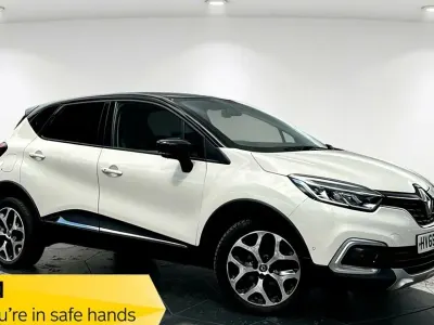 Used Renault Captur GT-Line 90 HP (66 kW) 2018 Cream/black SUV