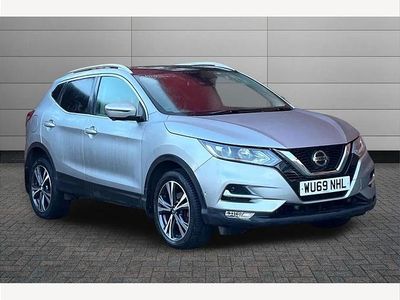Used Nissan Qashqai N-Connecta 115 HP (84 kW) 2019 Silver SUV