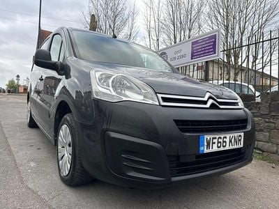 Used Citroën Berlingo 75 HP (55 kW) 2016 Grey MPV